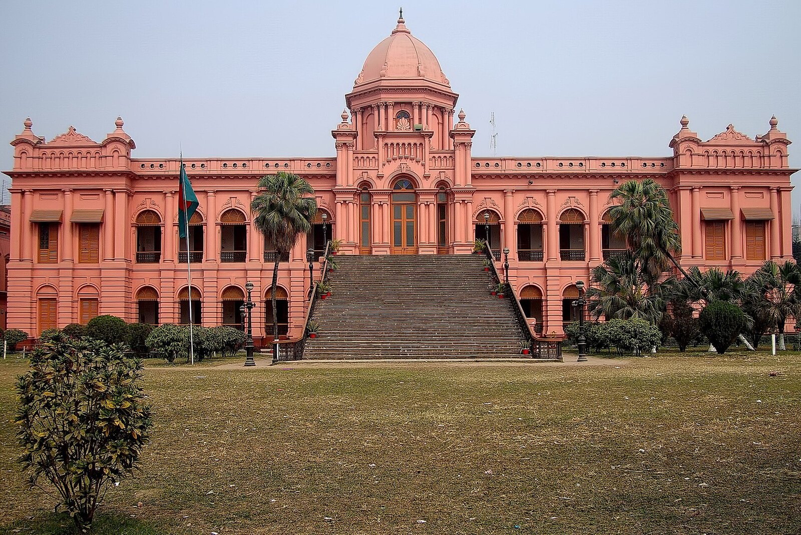 Photo: Mahbub Hossain Shaheed (mahosha) / CC BY-SA 4.0 Bangladesh — Ahsan Manzil