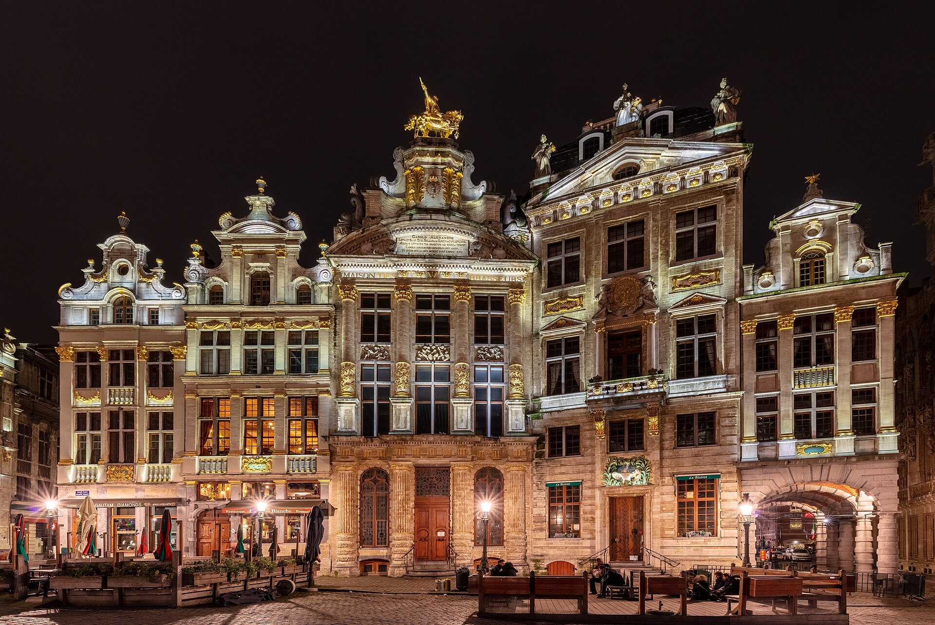 Photo: Diego Delso / CC BY-SA 4.0 Belgium — Grand-Place, Brussels