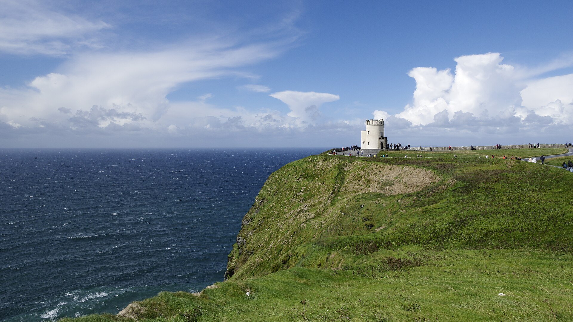 Photo: Berthold Werner / CC BY-SA 4.0 Ireland — Cliffs of Moher