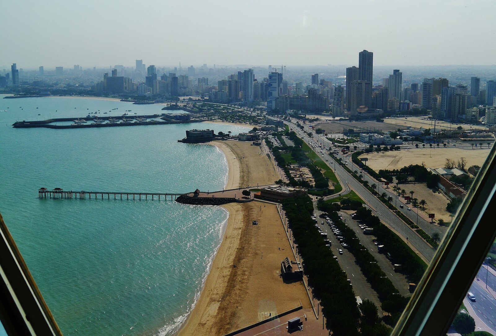 Photo: Zairon / CC BY 4.0 Kuwait — Kuwait Towers