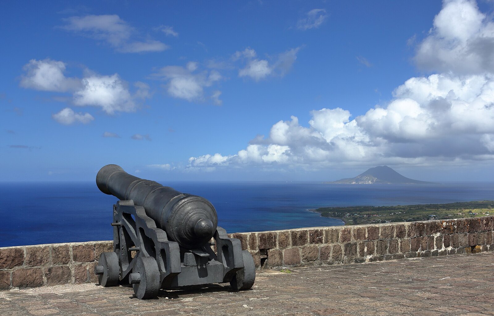 Photo: Martin Falbisoner / CC BY-SA 4.0 Saint Kitts and Nevis — Brimstone Hill Fortress