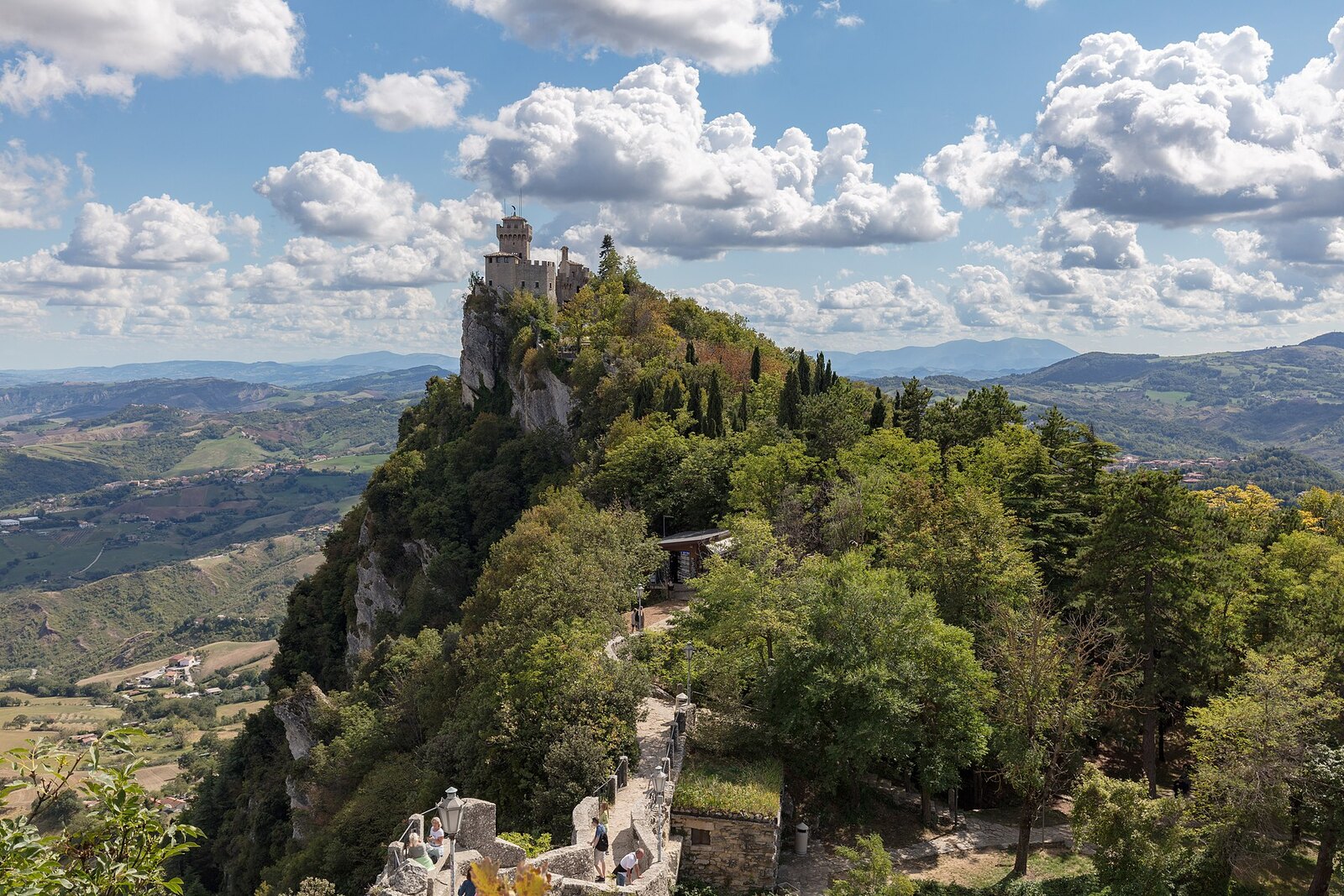 Photo: Diego Delso / CC BY-SA 4.0 San Marino — Guaita Tower